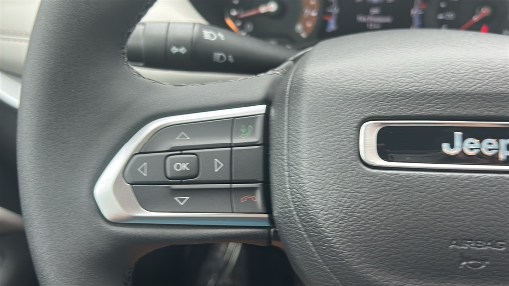 2025 Jeep Compass Limited photo 27