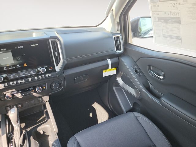 2026 Nissan Frontier SV photo 10