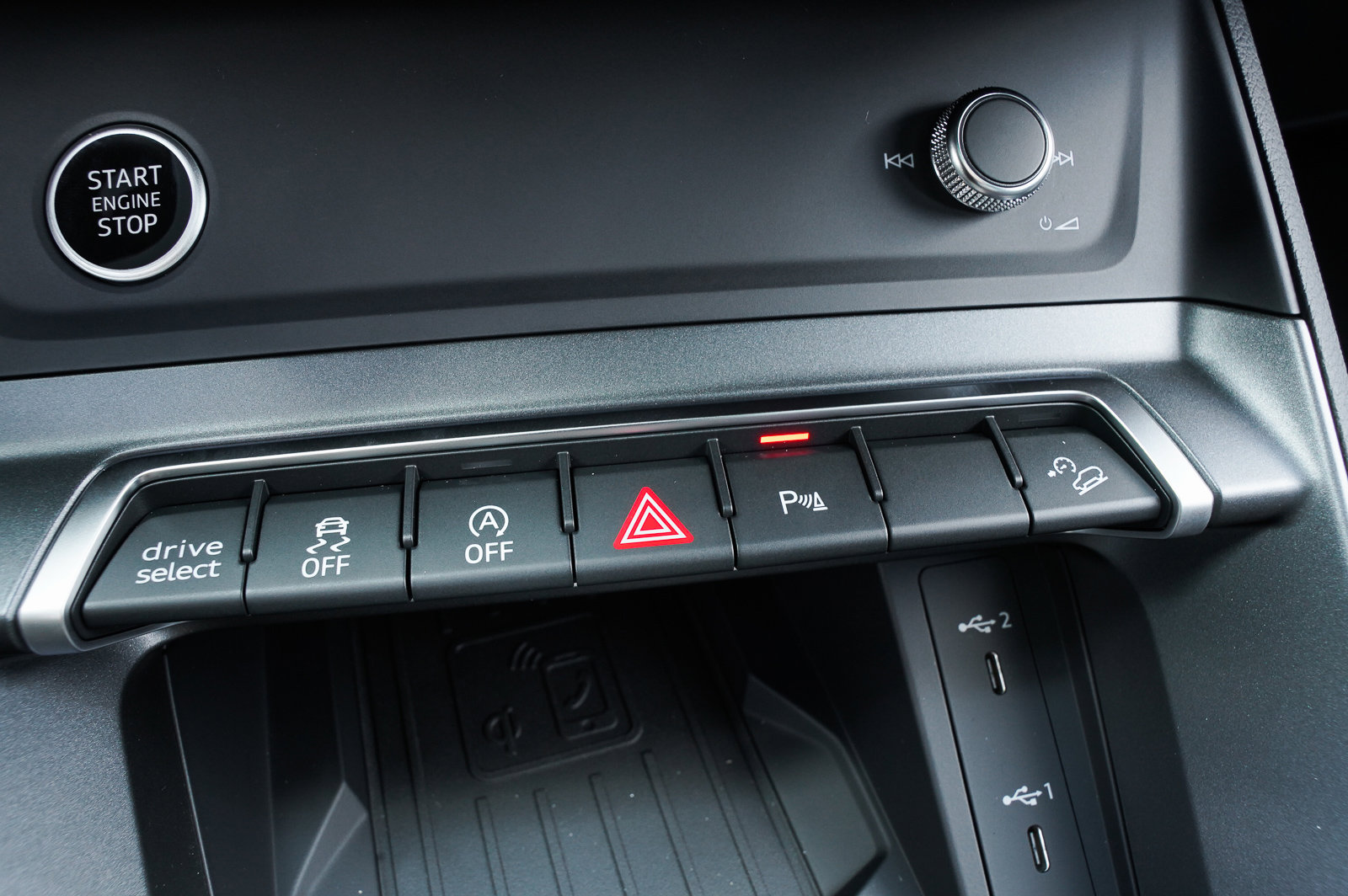 2025 Audi Q3 S line Premium Plus photo 17