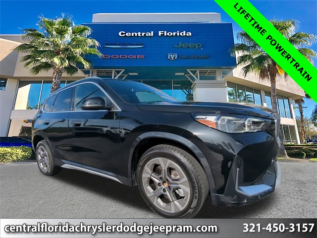 2025 BMW X1 28i's photo