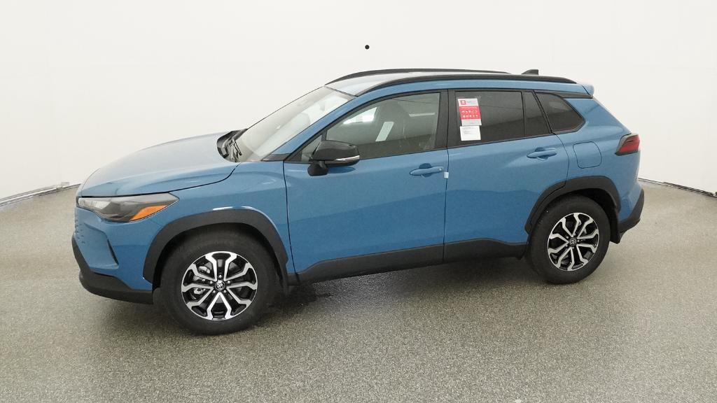 2026 Toyota Corolla Cross XLE XSE photo 5