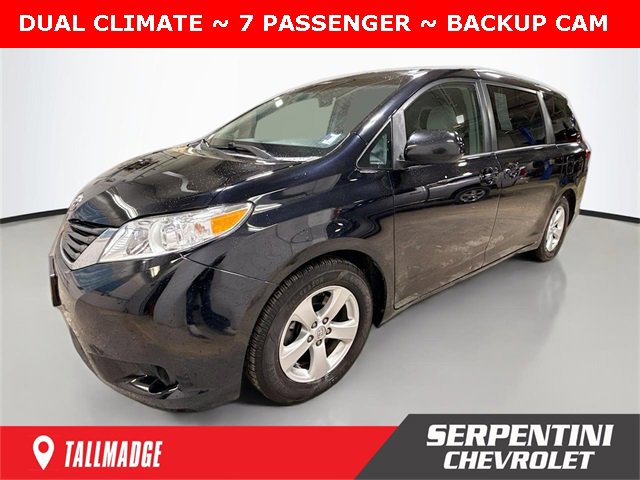 2016 Toyota Sienna LE