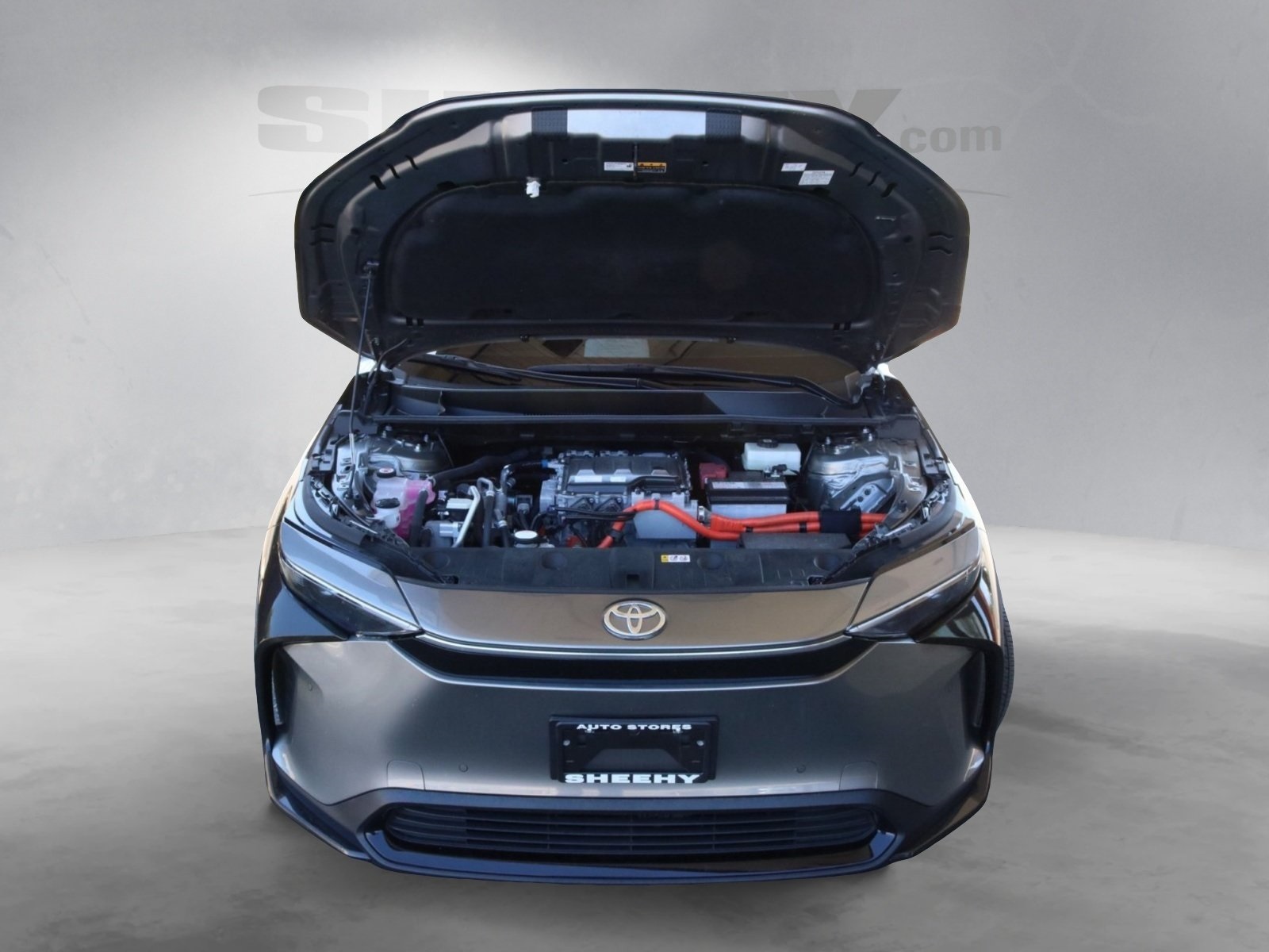 2023 Toyota bZ4X XLE photo 4