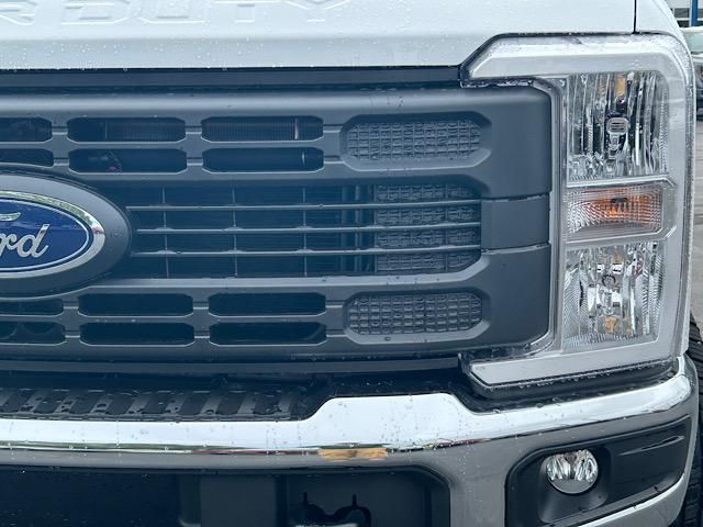 2025 Ford F-250 XL photo 16