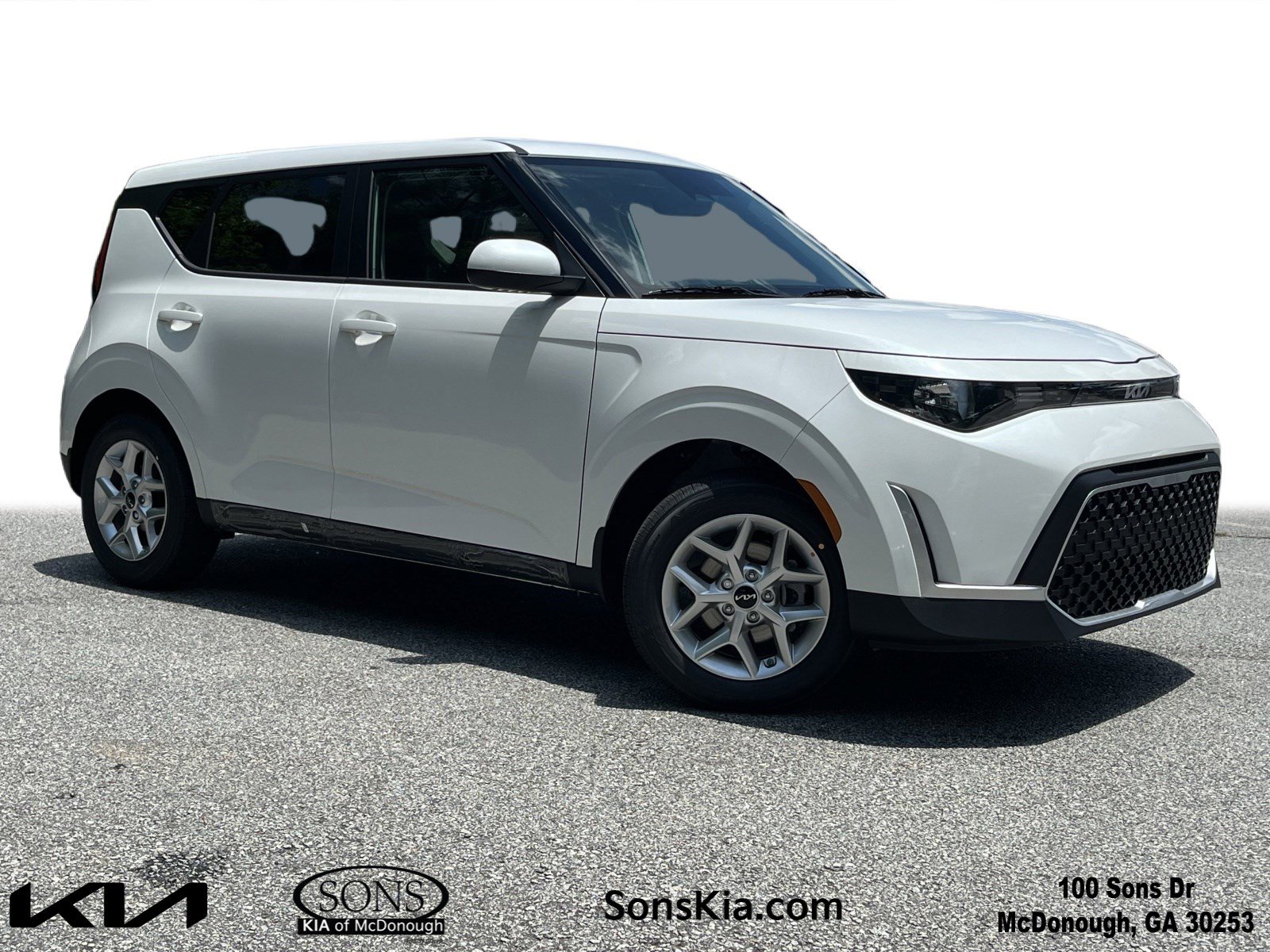 2025 Kia Soul LX's photo