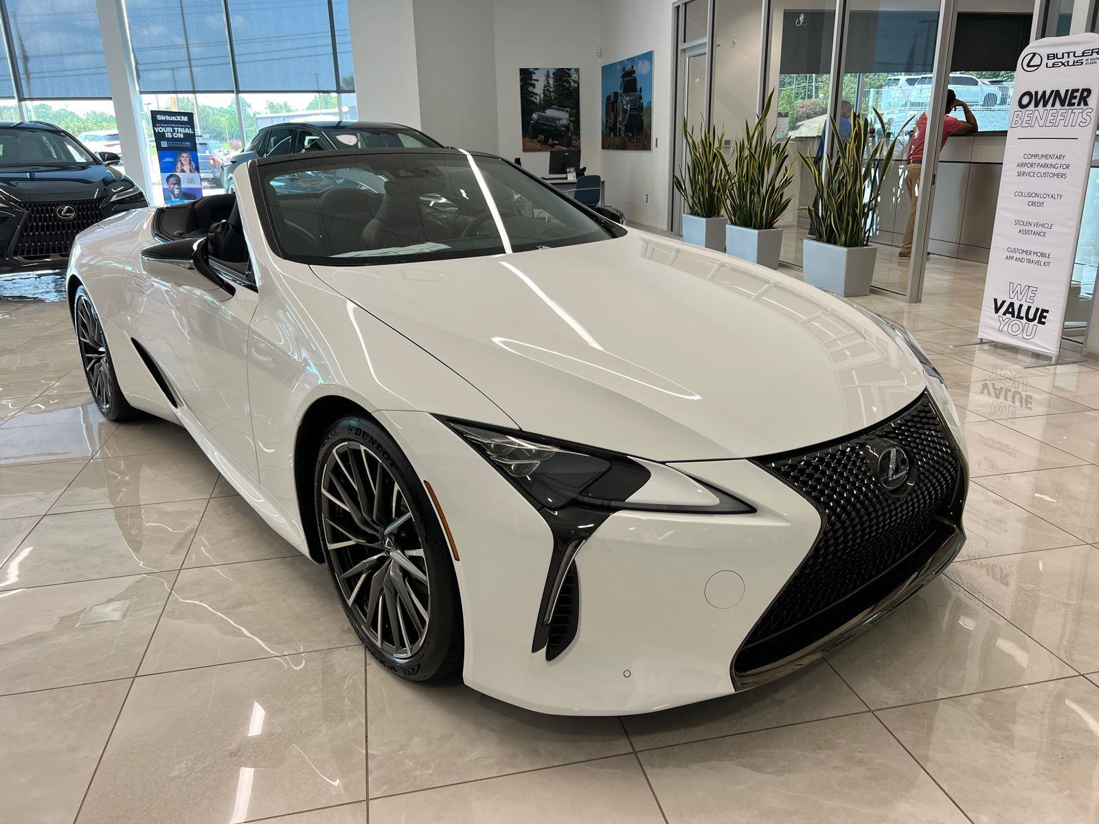 2025 Lexus LC 500 photo 4