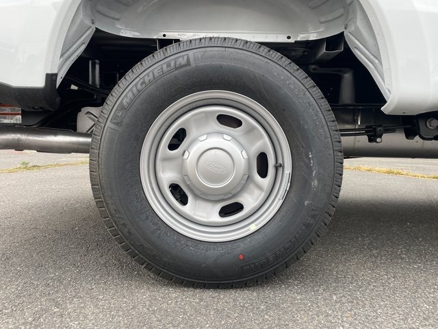 2025 Ford F-250 photo 8