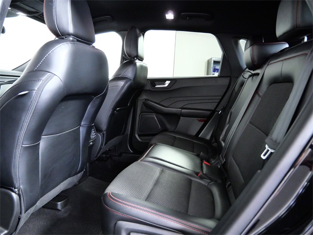 2023 Ford Escape ST-Line Select photo 13