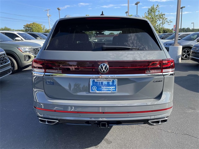 2025 Volkswagen Atlas SEL Premium R-Line photo 3