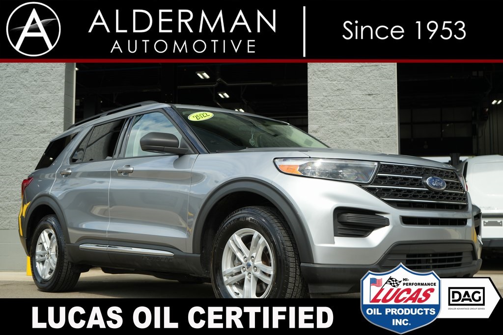 2022 Ford Explorer XLT's photo