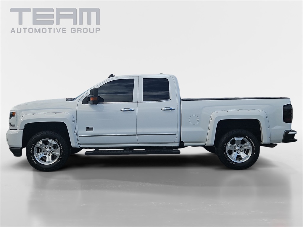 2018 Chevrolet Silverado 1500 LTZ photo 2