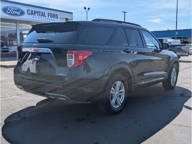 2023 Ford Explorer XLT photo 5