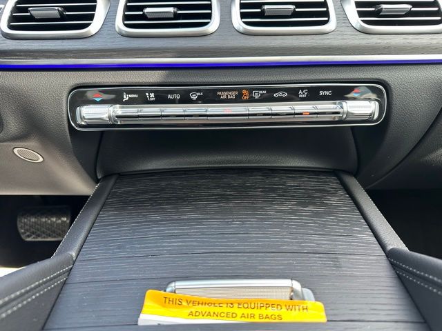 2025 Mercedes Benz GLS 450 4MATIC photo 29