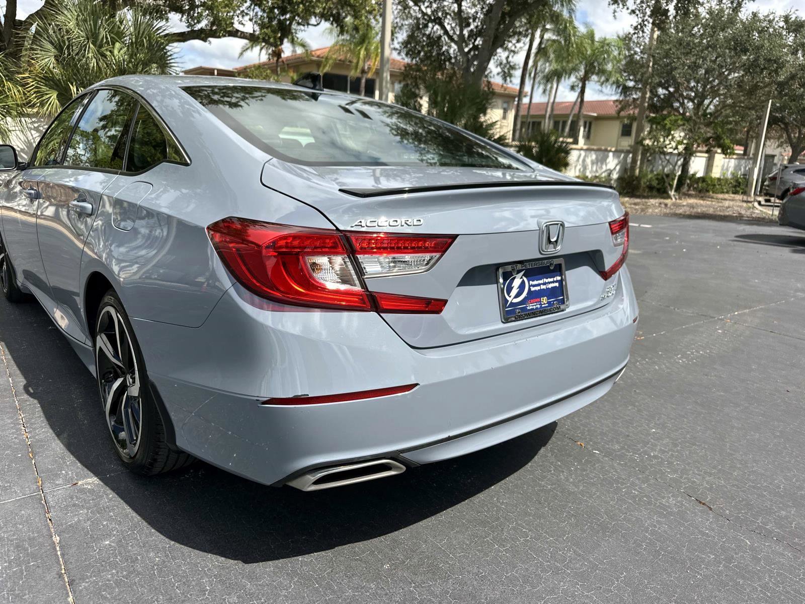 2022 Honda Accord Sport 2.0T photo 9