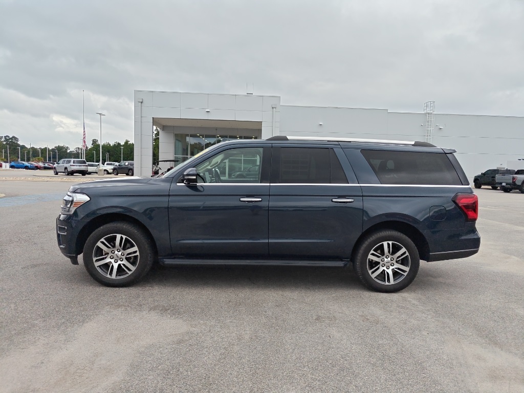 2024 Ford Expedition MAX Limited photo 3