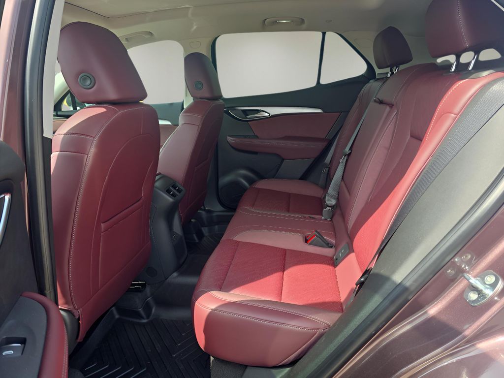 2025 Buick Envision Sport Touring photo 11
