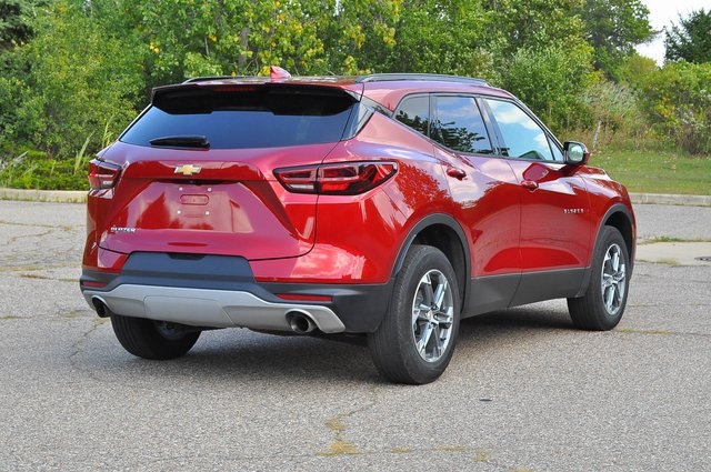 2024 Chevrolet Blazer 2LT photo 3