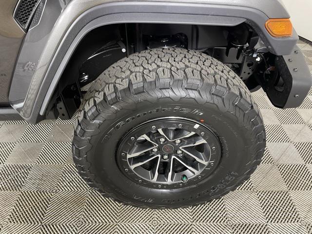 2025 Jeep Wrangler Rubicon X photo 13