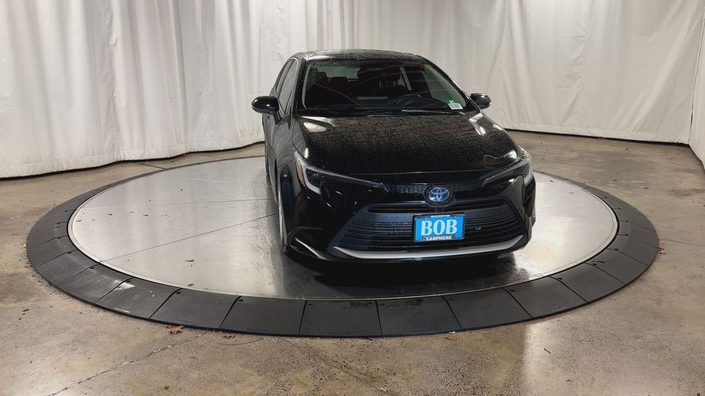 2024 Toyota Corolla Hybrid XLE photo 4