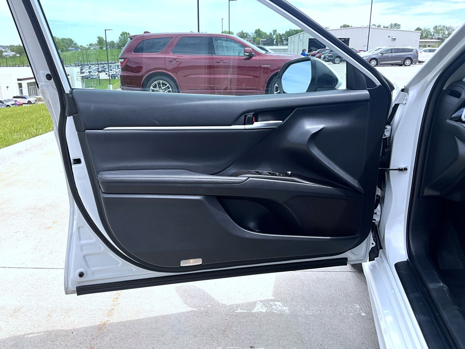 2023 Toyota Camry XSE photo 10