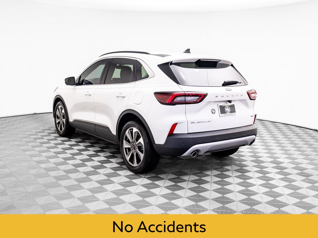 2023 Ford Escape Hybrid Platinum photo 3