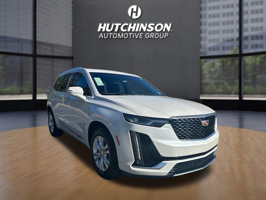 2023 Cadillac XT6 Luxury's photo