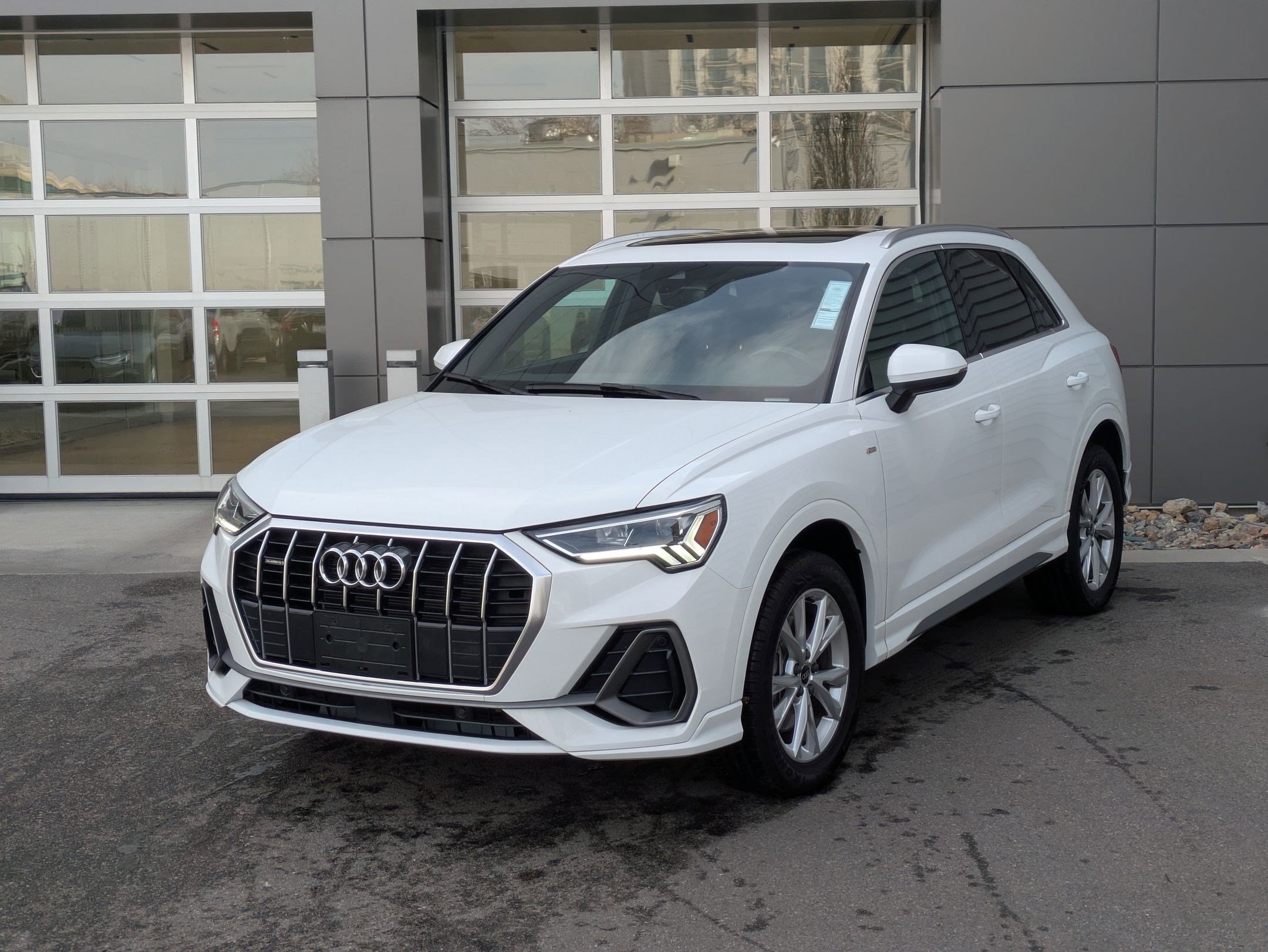2023 Audi Q3 S Line Premium's photo