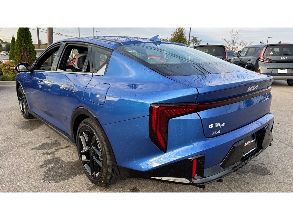 2025 Kia K4 GT-Line Turbo photo 21