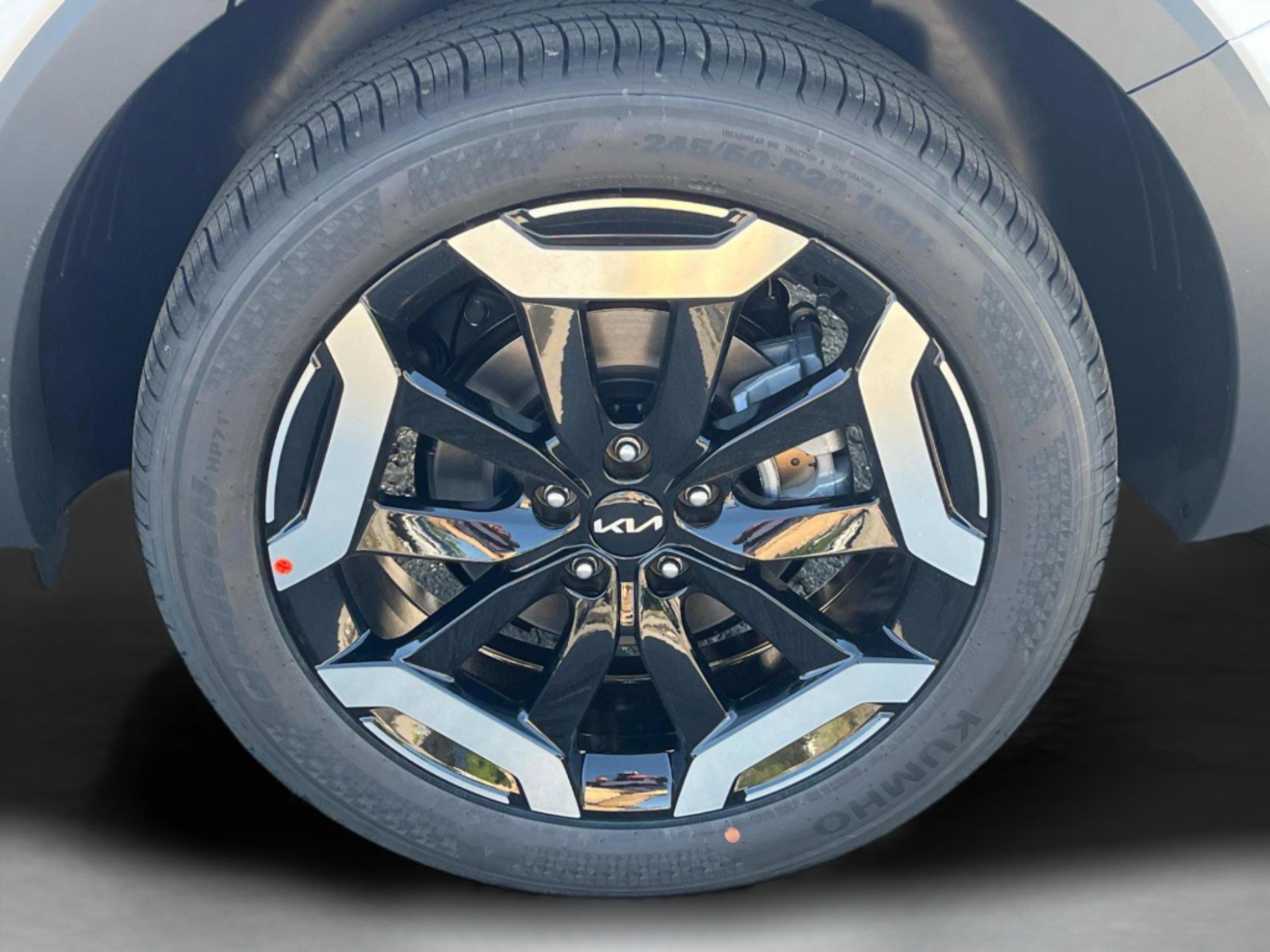 2025 Kia Telluride S photo 8