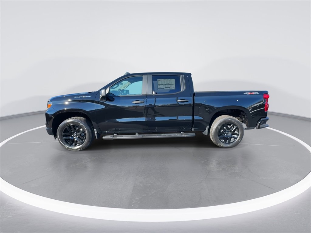 2026 Chevrolet Silverado 1500 Custom photo 4