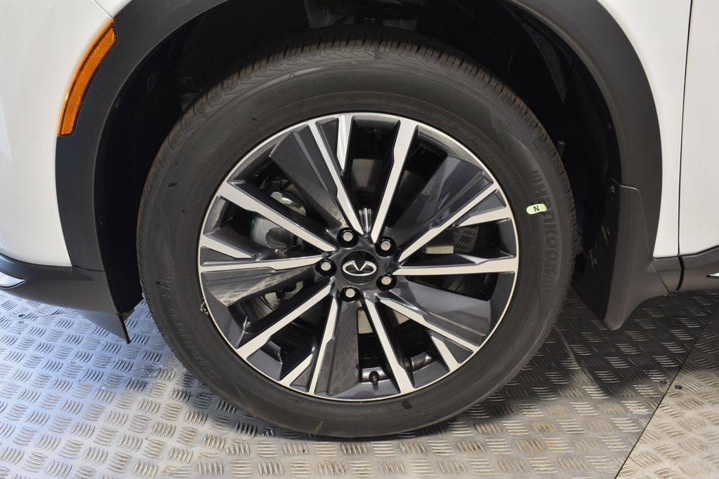 2026 Infiniti QX60 Luxe AWD photo 31