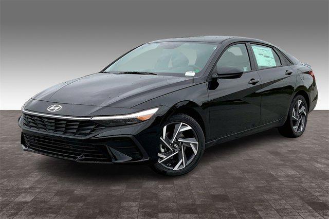2025 Hyundai Elantra SEL Sport photo 2