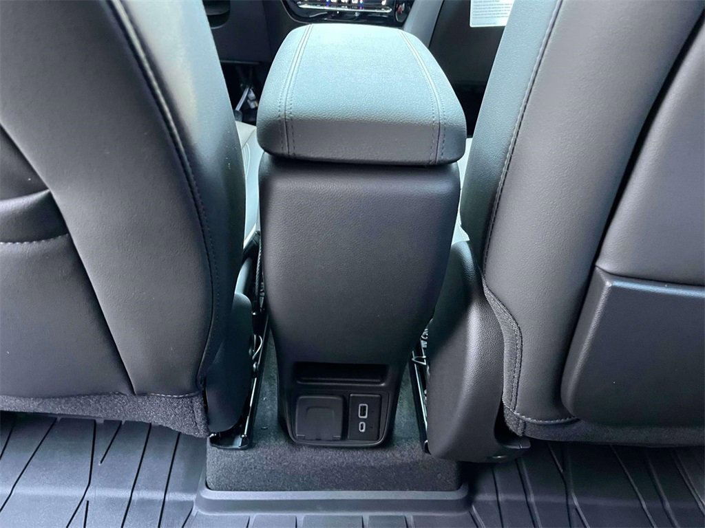 2026 Buick Encore Avenir photo 14