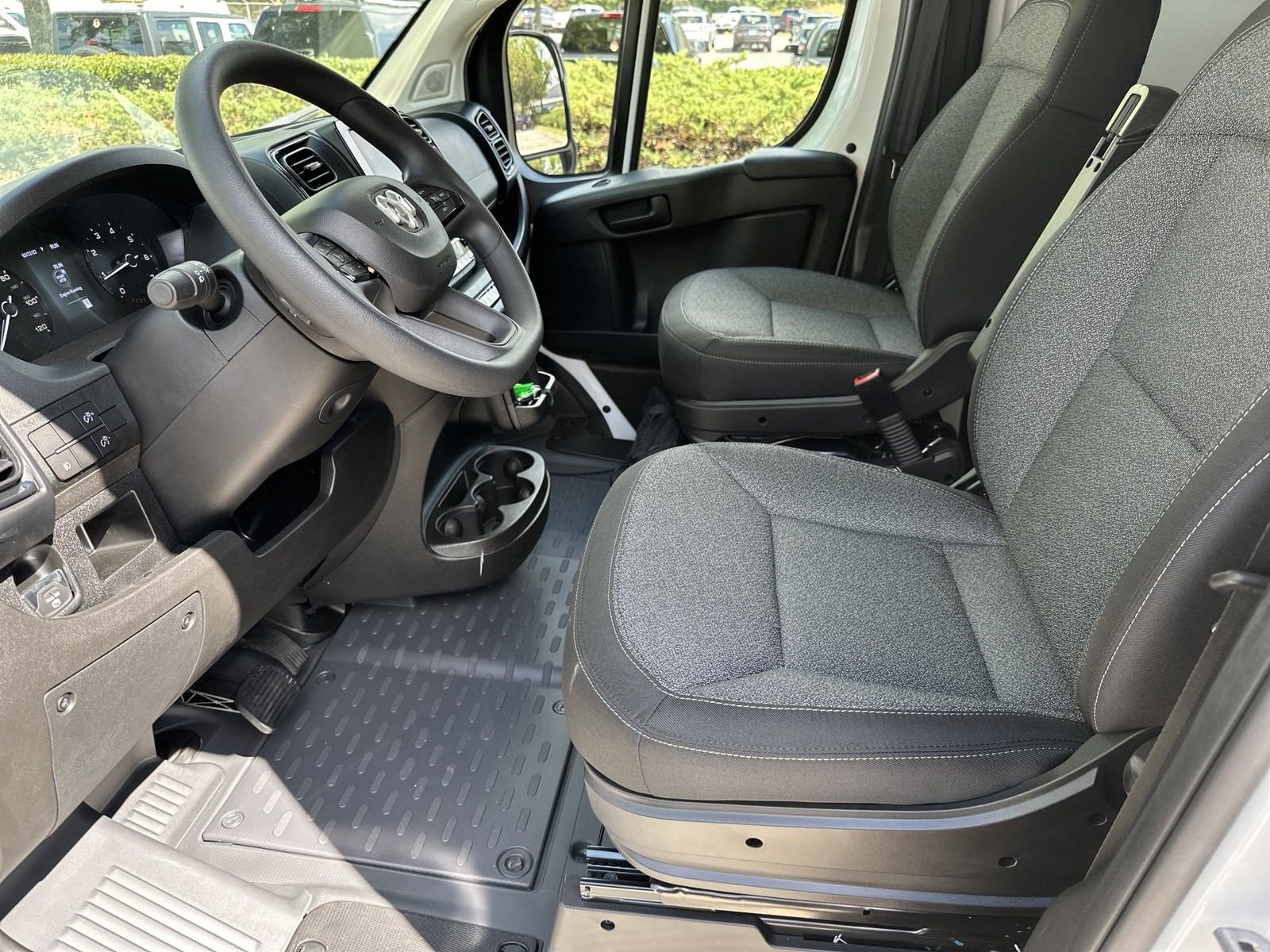 2024 Ram ProMaster 1500 Tradesman photo 10