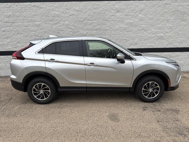 2025 Mitsubishi Eclipse Cross ES photo 2