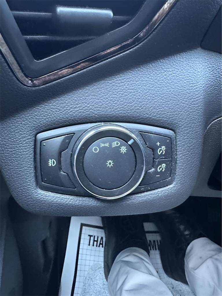 2014 Ford Escape Titanium photo 24