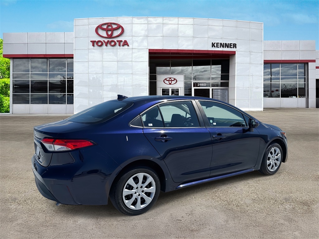 2023 Toyota Corolla LE photo 6