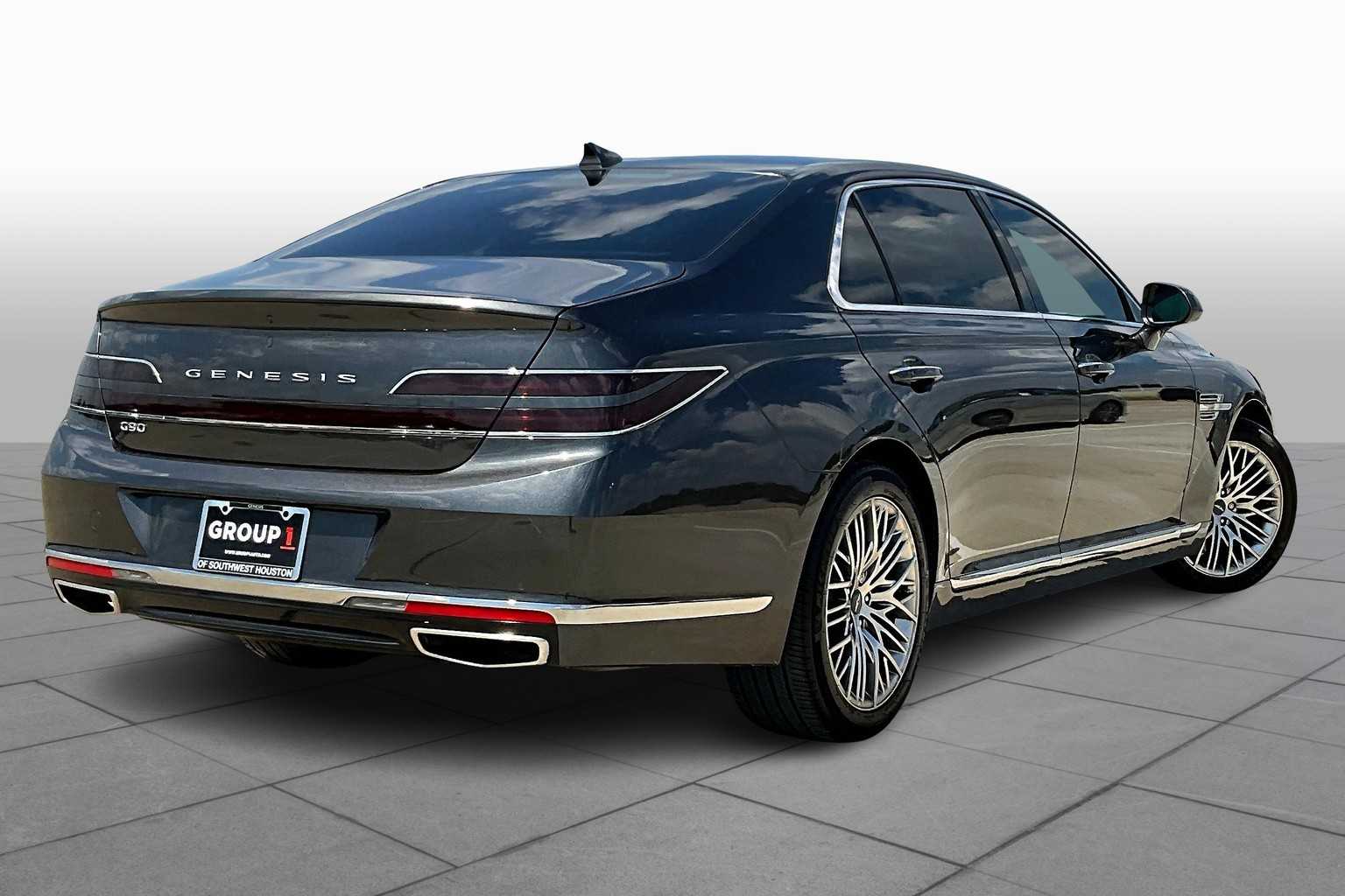 2022 Genesis G90 3.3T Premium photo 11