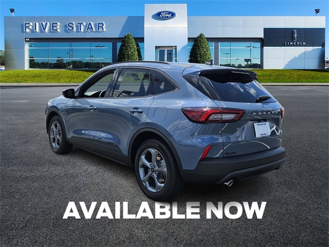 2025 Ford Escape ST-Line photo 5