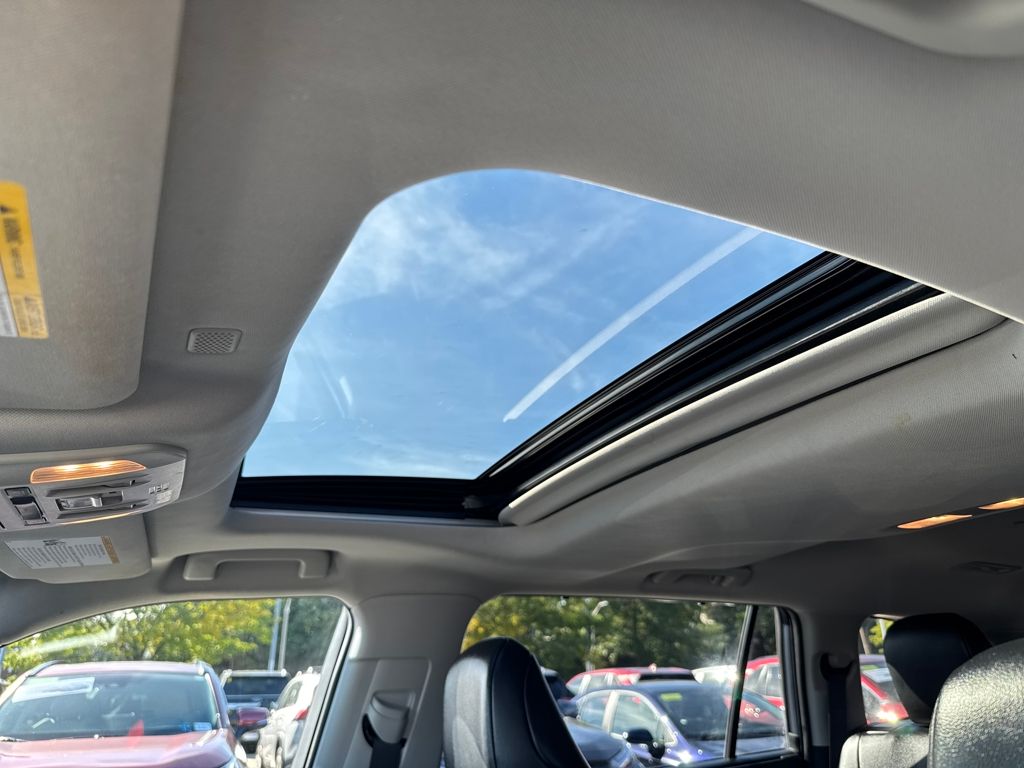 2022 Toyota Highlander XLE photo 4