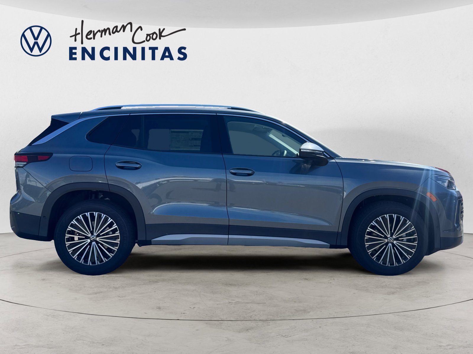2025 Volkswagen Tiguan S photo 5