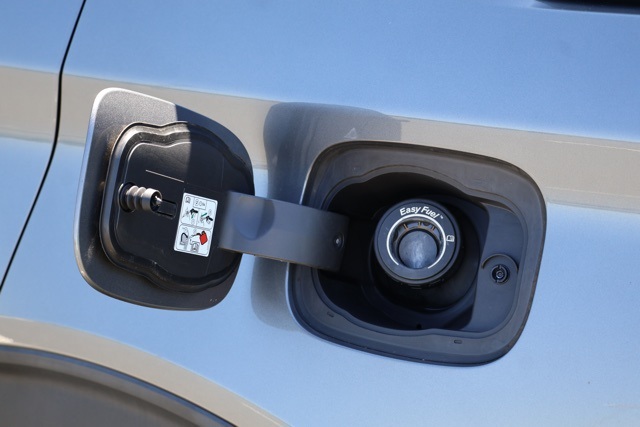 2022 Ford Explorer ST photo 9