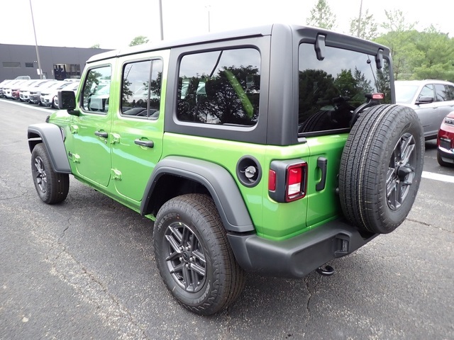 2025 Jeep Wrangler Sport S photo 3