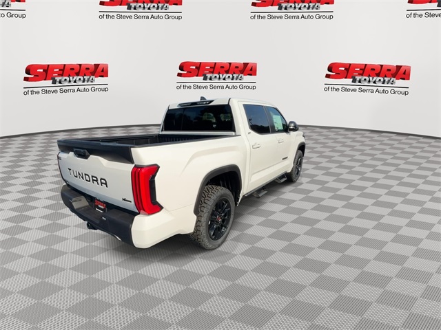 2026 Toyota Tundra SR5 CrewMax photo 9