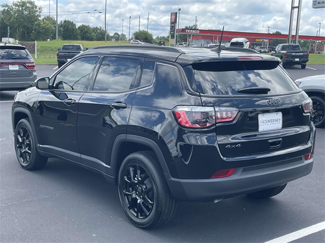 2025 Jeep Compass Latitude photo 4