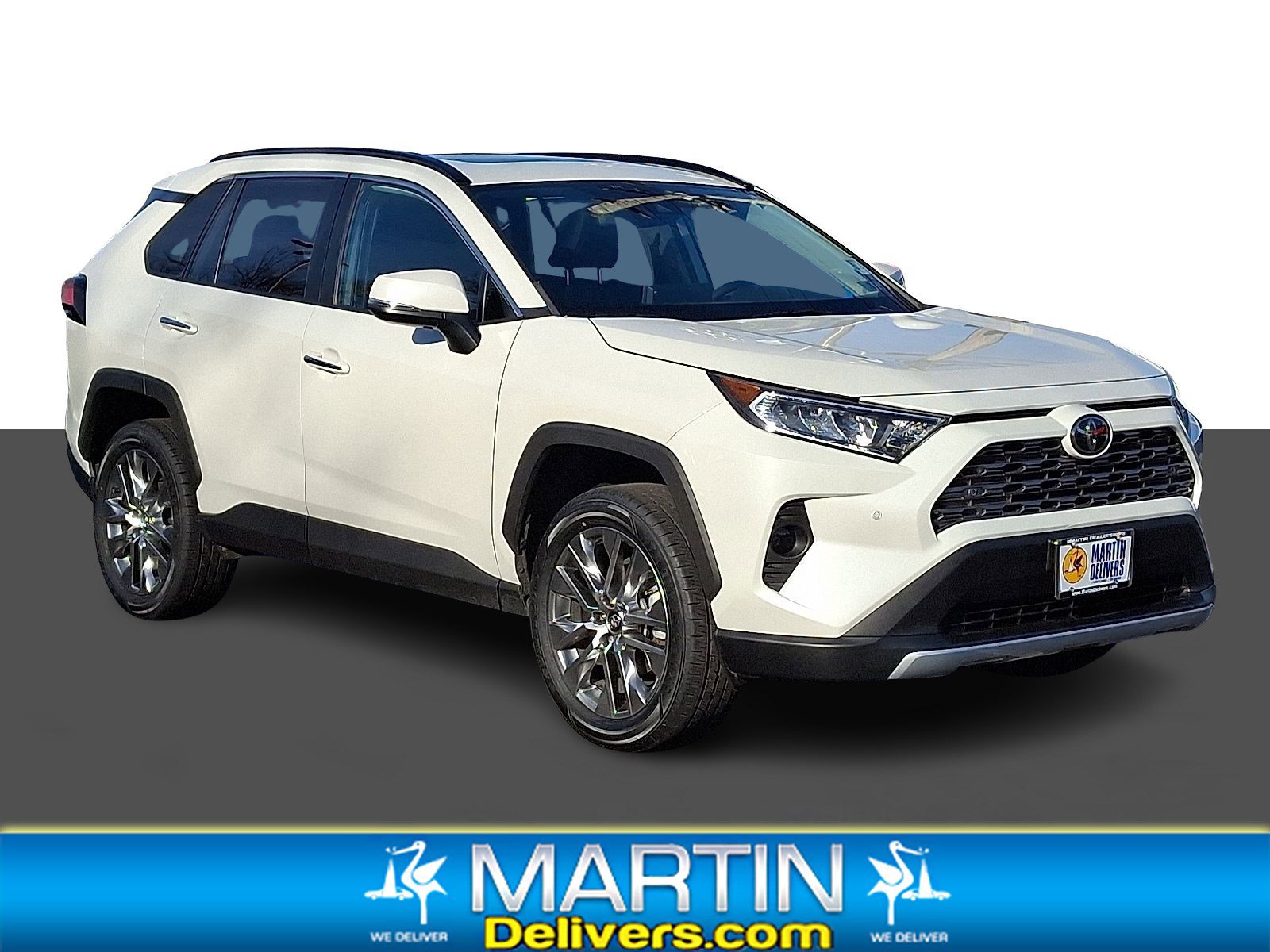 2020 Toyota RAV4 Limited's photo