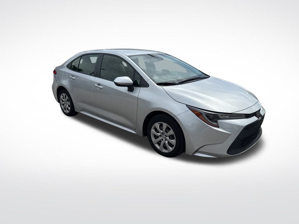 Used 2022 Toyota Corolla LE with VIN JTDEPMAE4NJ227017 for sale in Northfield, Minnesota