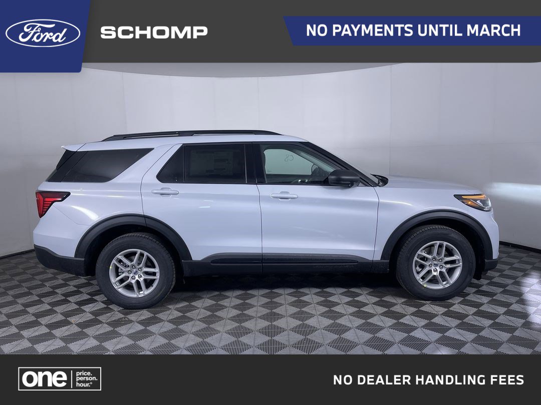 2026 Ford Explorer Active's photo