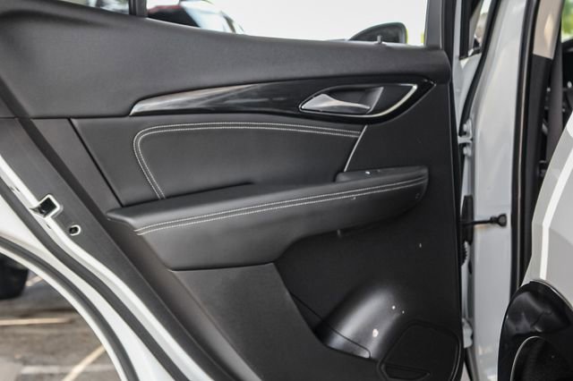 2021 Buick Envision Essence photo 27