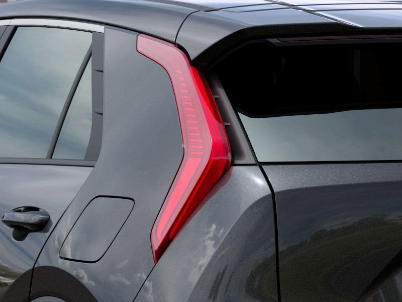 2025 Kia Niro LX photo 10